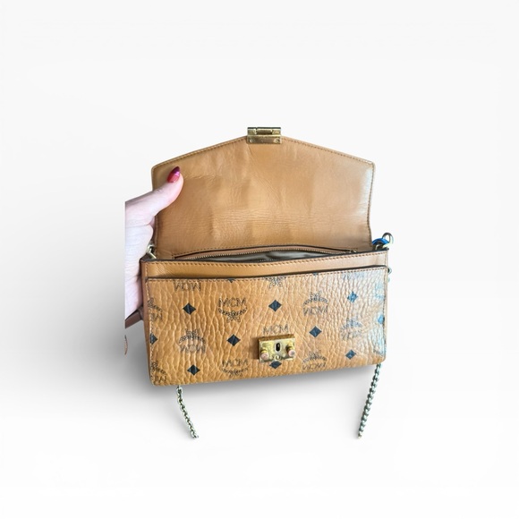 MCM Visetos Chain Crossbody Clutch Brown Monogram - Picture 6 of 11